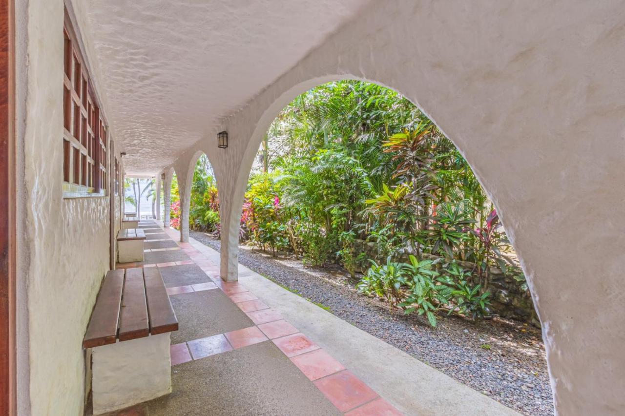 Ola Bonita Beachfront Apart Hotel Playa Hermosa  Bagian luar foto